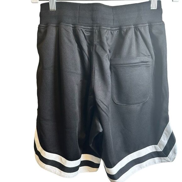 NWT Rod Wave Soulfly Black Basketball Shorts Earth Fire Patch Drawstring Size XL - Picture 2 of 8